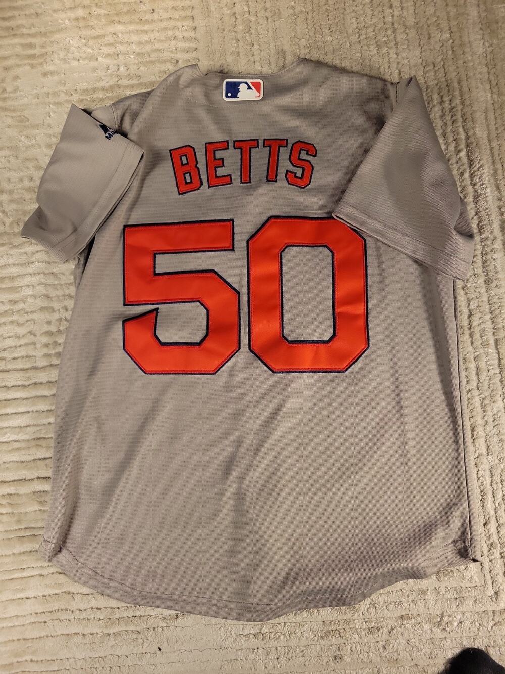 Majestic Mookie Betts Boston Red Sox Jersey baseball MLB Youth Medium Kids Boys